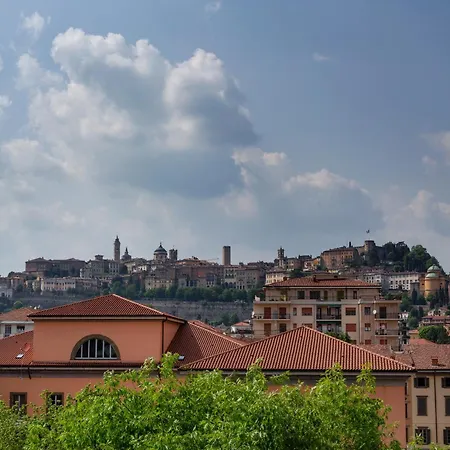 アパート La Castellana